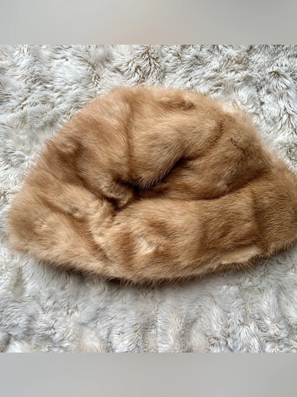 Rare Vintage d'Jimas Bros Genuine Mink Fur Pillbox Hat Secretly Warm Collection